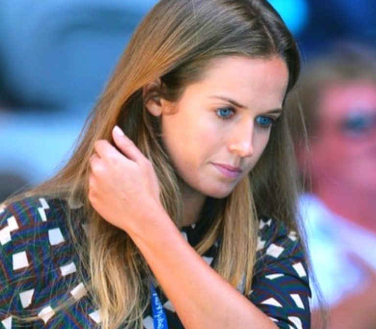 Kim Sears Wiki, Age, Height, Husband, Kids, Family, Net Worth, Biography