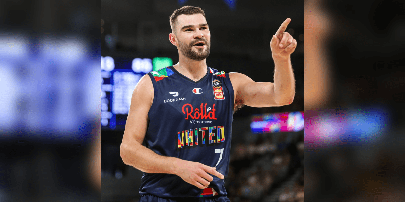 Isaac Humphries